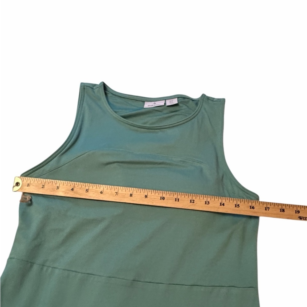 Willow Blossom Athletic Dress-Mesh Bodice-Built in Bra-Front Pockets - Picture 9 of 10